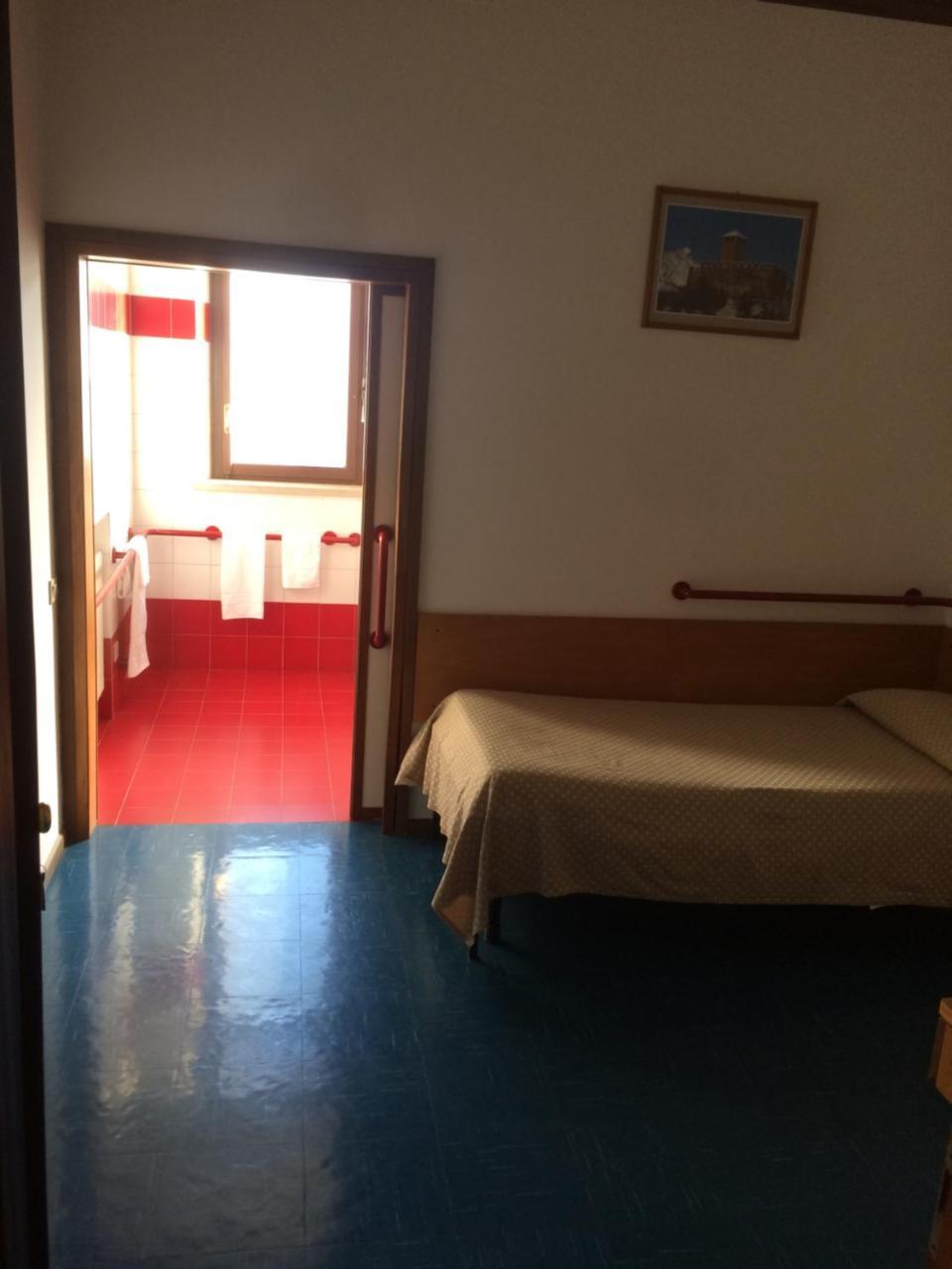 Casa Per Ferie Al Centro Hotel Белуно Екстериор снимка